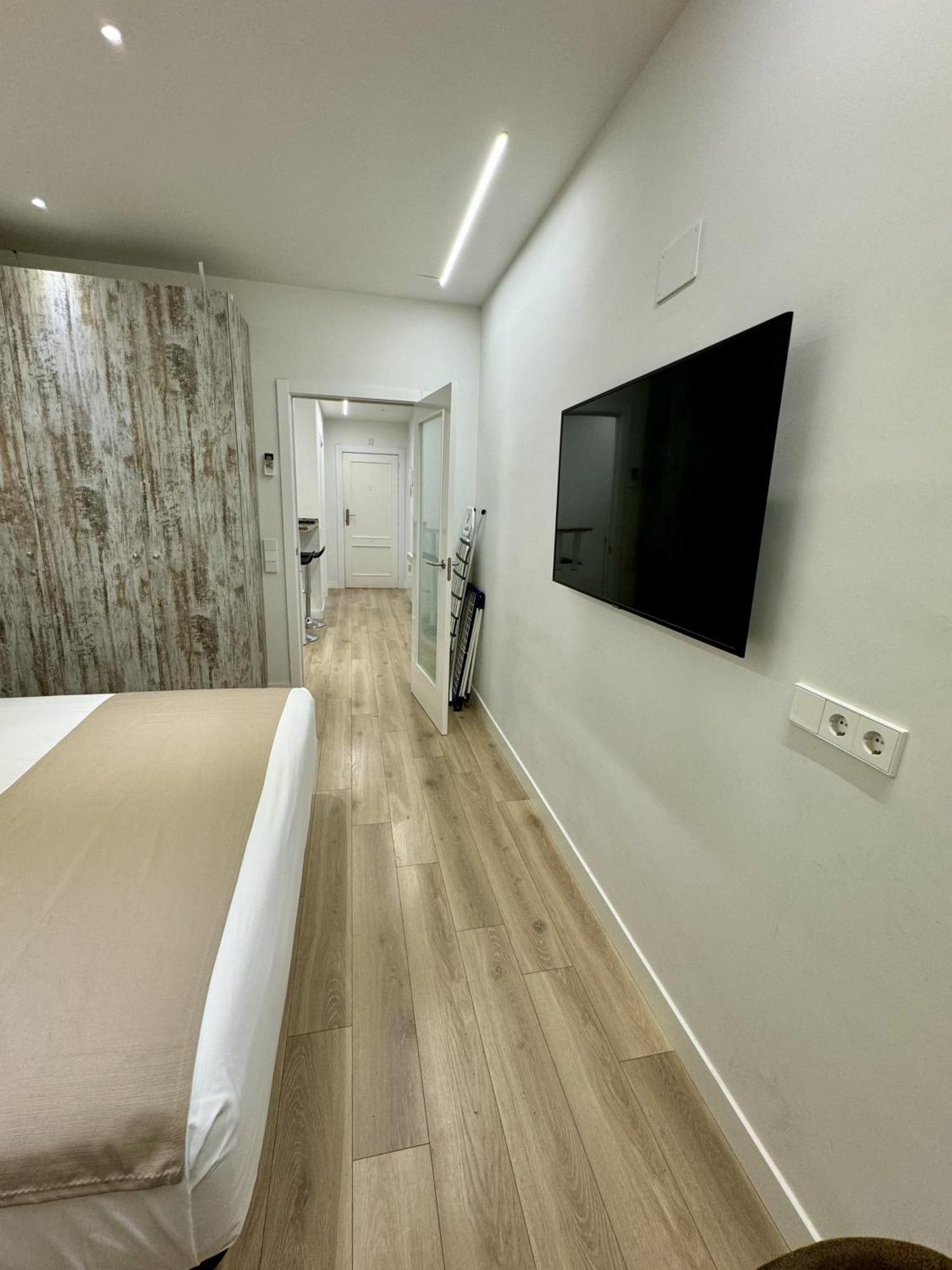 Apartamentos Apolo Madryt Zewnętrze zdjęcie