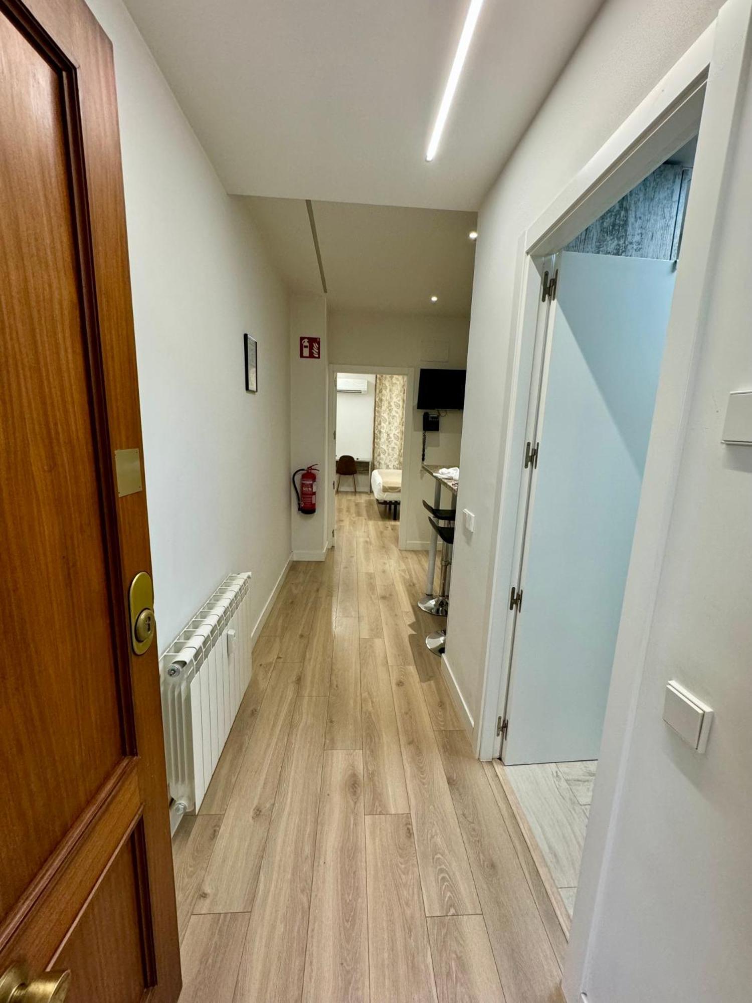 Apartamentos Apolo Madryt Zewnętrze zdjęcie