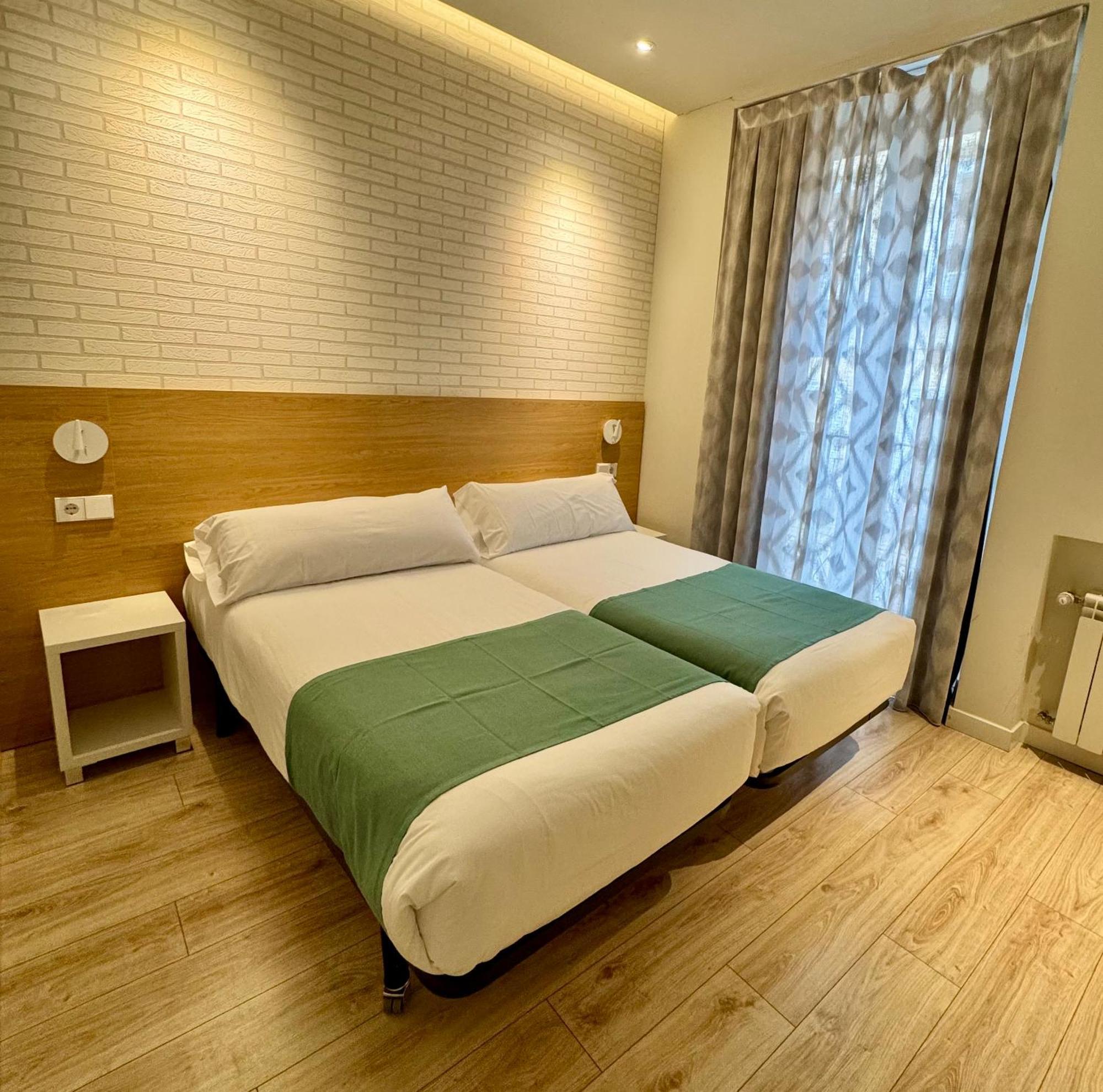 Apartamentos Apolo Madryt Zewnętrze zdjęcie