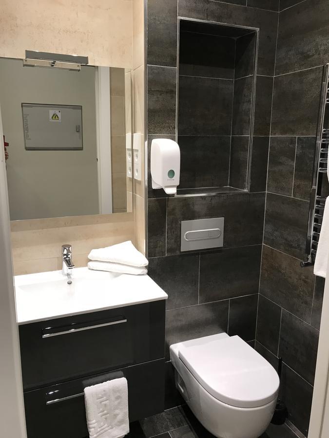 Apartamentos Apolo Madryt Zewnętrze zdjęcie
